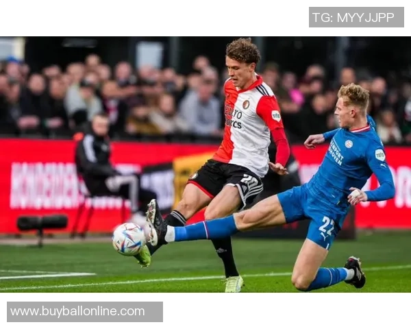 埃因霍温强势3-0战胜费耶诺德三连冠前景光明领跑荷甲17分